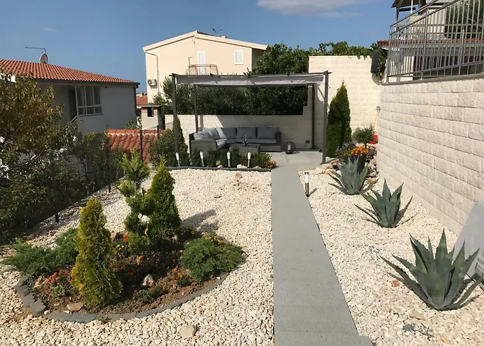 Ivanka Trogir